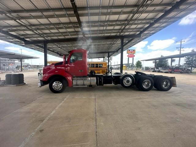 2018 Kenworth T880-3