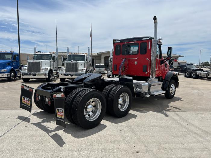 2020 Peterbilt 567-5