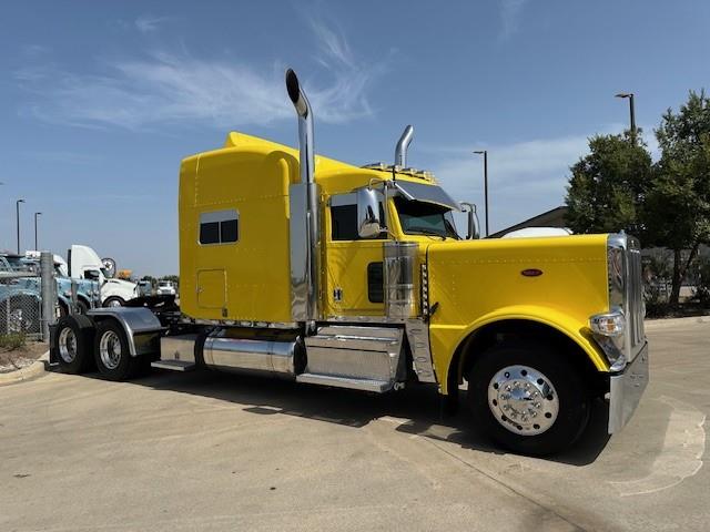 2023 Peterbilt 389-14