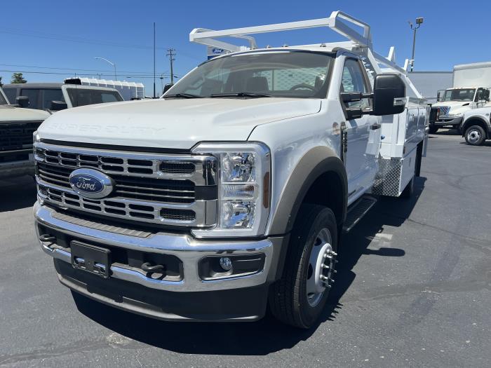 2024 Ford F-550-1