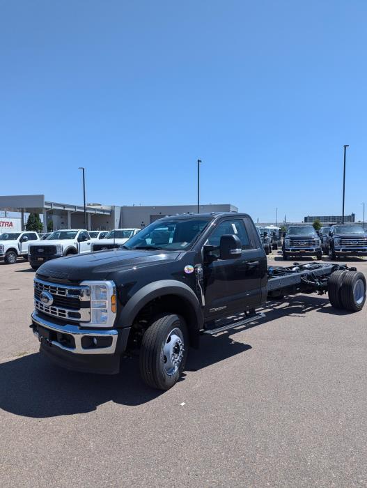 2024 Ford F-600-1