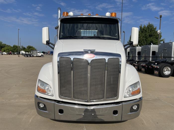 2018 Peterbilt 579-2