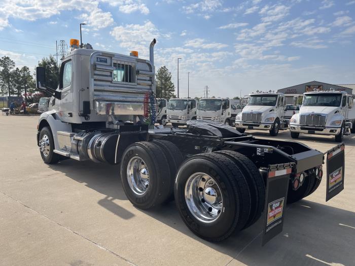 2018 Peterbilt 579-11