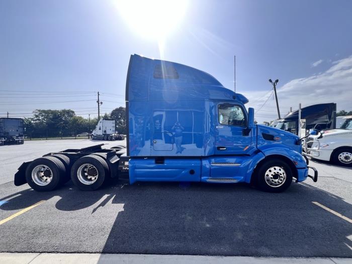 2021 Peterbilt 579-6