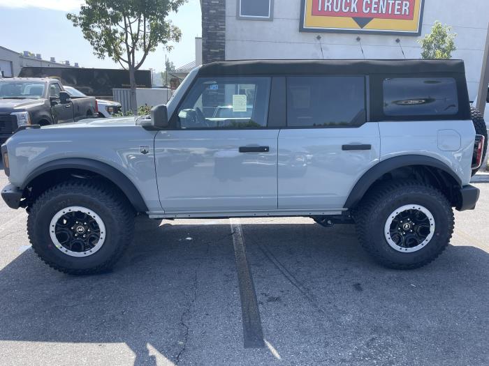 2024 Ford Bronco-2