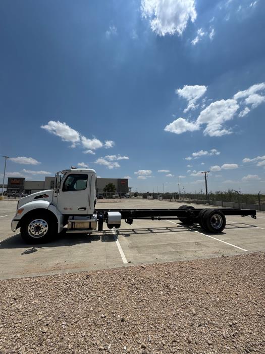 2025 Peterbilt 536-2