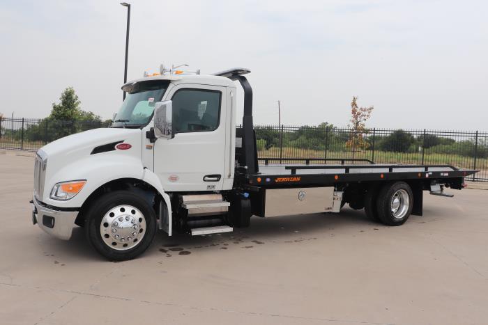 2025 Peterbilt 536-2