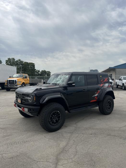 2024 Ford Bronco-1