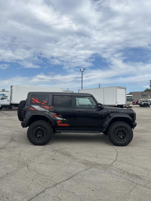 2024 Ford Bronco-3