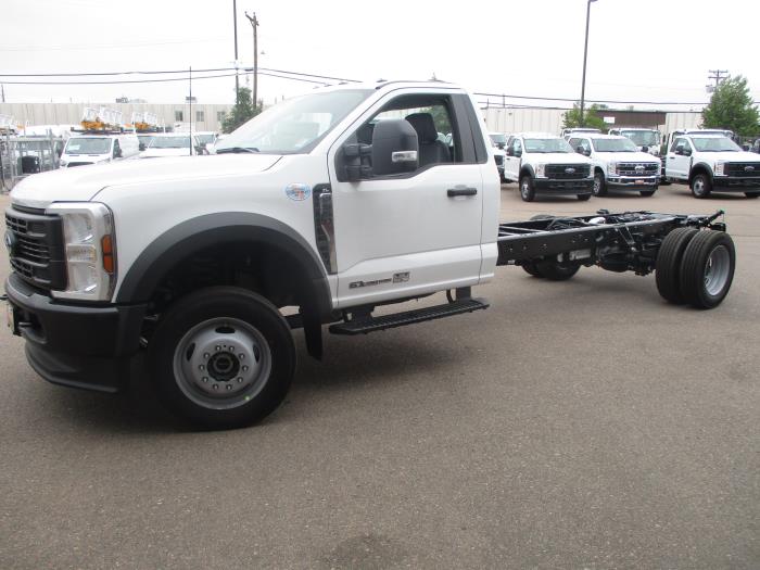 2024 Ford F-550-1