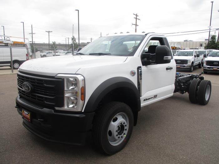 2024 Ford F-550-1