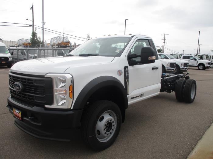 2024 Ford F-550-1