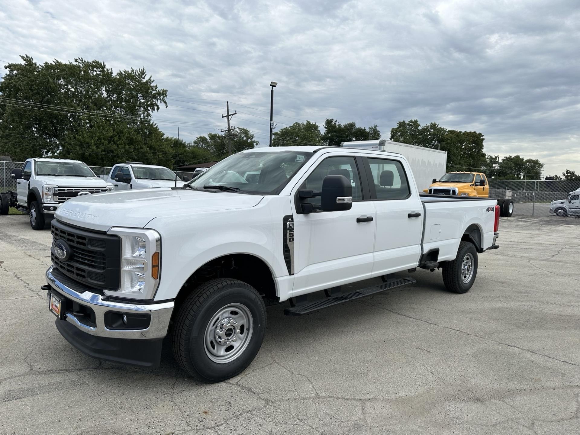 New 2024 Ford F-250 XL Crew Cab 4x4, Pickup for sale #1751001 - photo 6