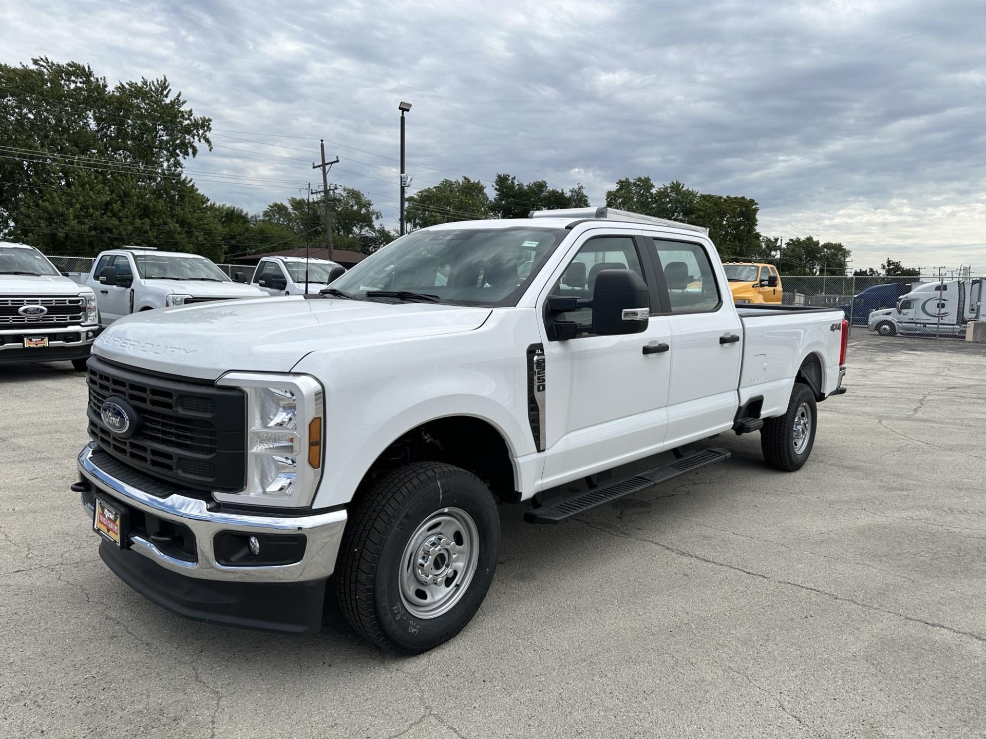 New 2024 Ford F-250 XL Crew Cab 4x4, Pickup for sale #1749949 - photo 1