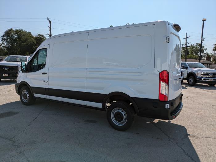 2024 Ford Transit-250-6