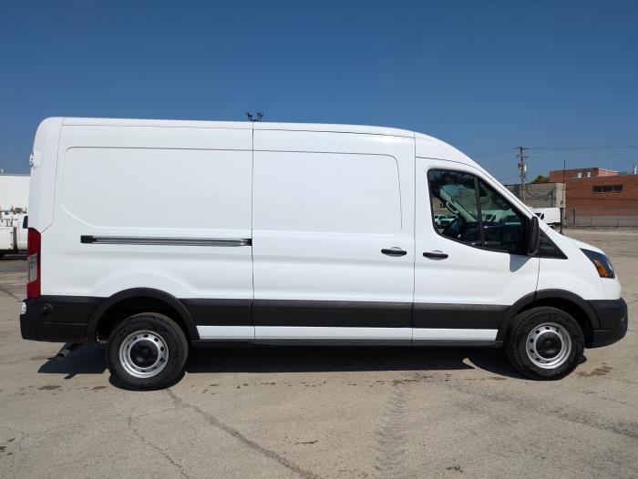 2024 Ford Transit-250-3