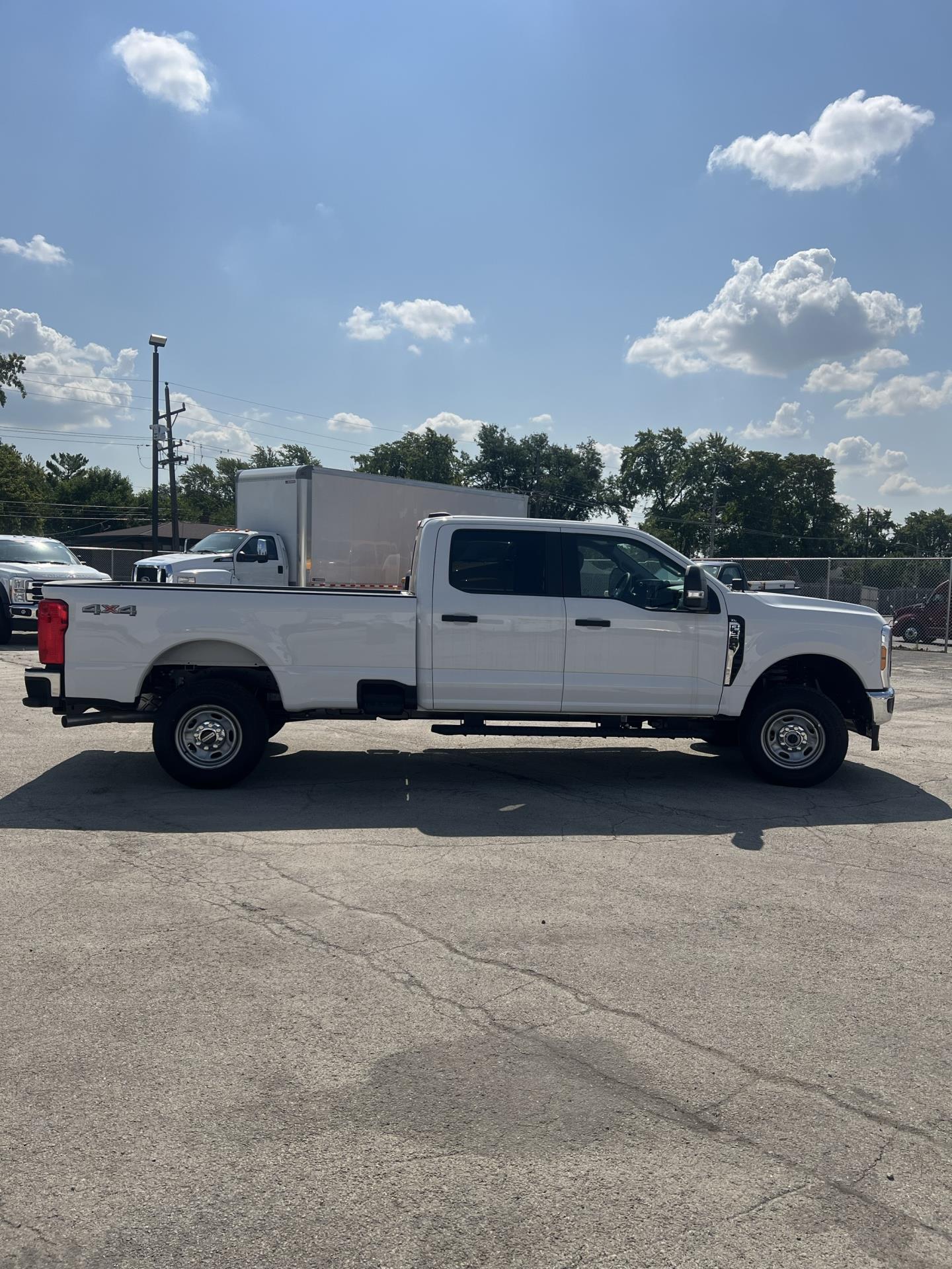 2024 Ford F-350 Crew Cab SRW 4x4, Pickup for sale #1713430 - photo 9