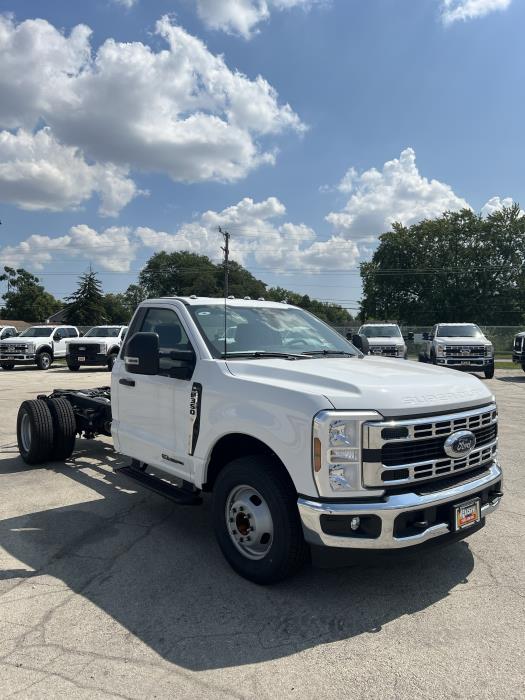 2024 Ford F-350-3