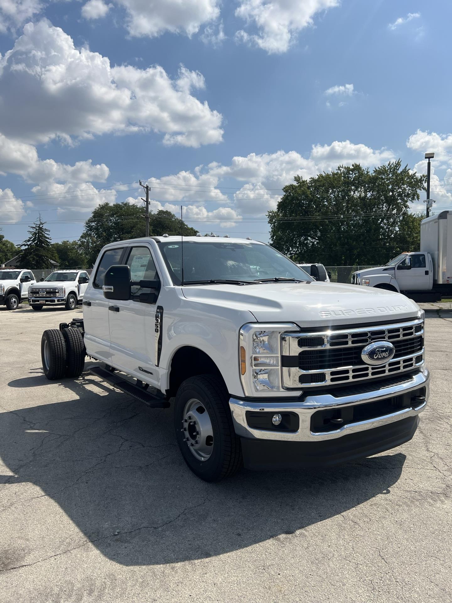 New 2024 Ford F-350 XL Crew Cab 4x4, Cab Chassis for sale #1749942 - photo 3