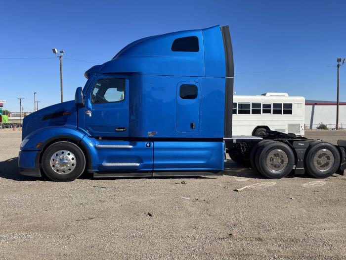 2024 Peterbilt 579-2