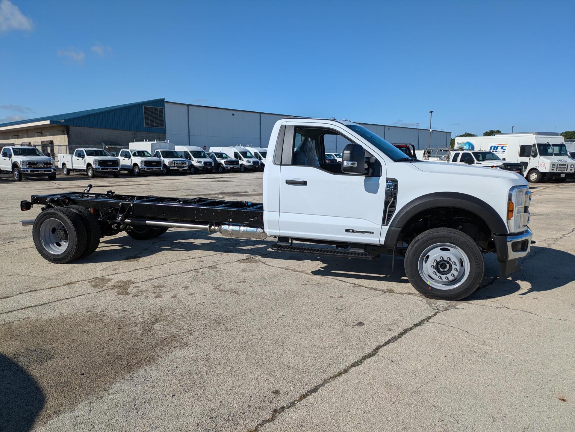 New 2024 Ford F-450 XL Regular Cab 4x4, Cab Chassis for sale #1801081 - photo 5