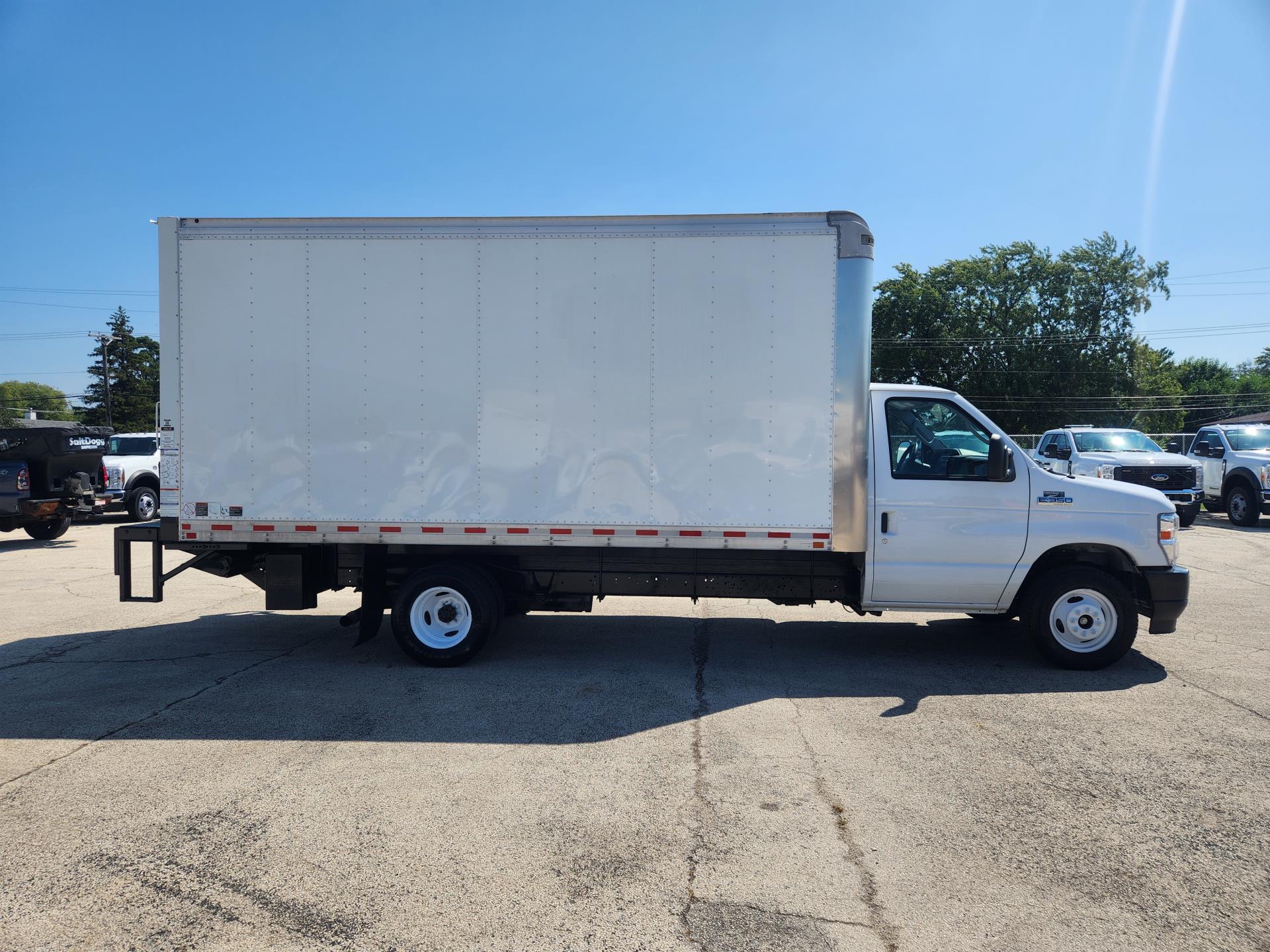 Used 2022 Ford E-350 RWD, Box Truck for sale #1703549 - photo 6