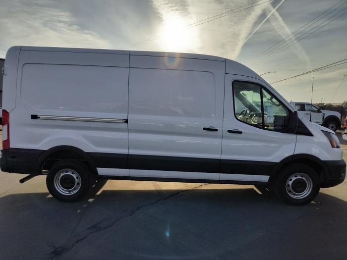 2024 Ford Transit-250-3