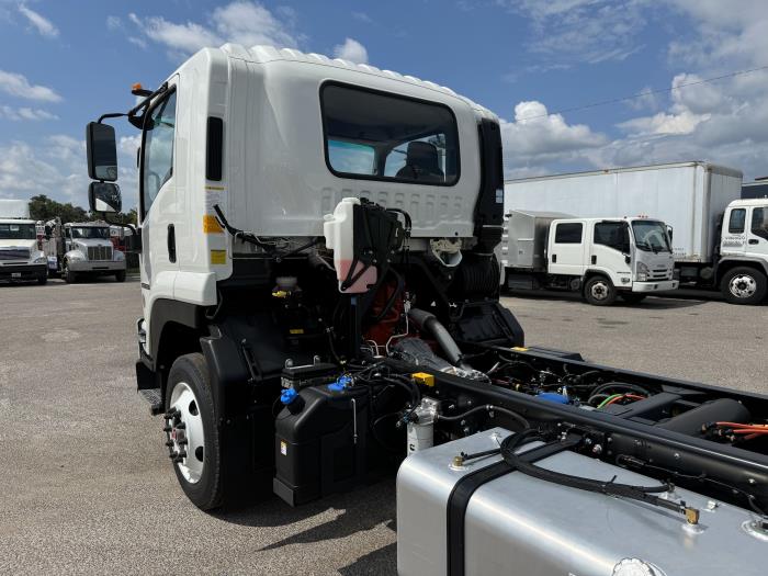 2025 Isuzu FTR-3