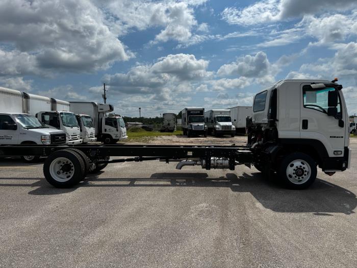 2025 Isuzu FTR-5