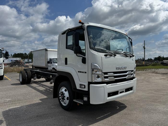 2025 Isuzu FTR-7