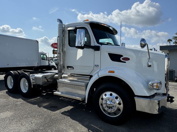 2025 Peterbilt 567-8