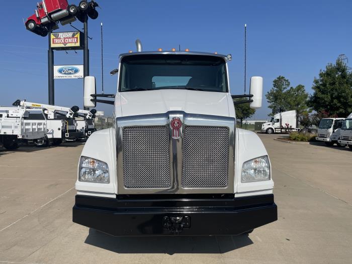 2020 Kenworth T880-2