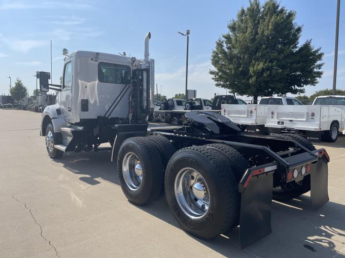 2020 Kenworth T880-9