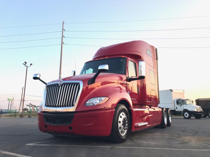 2019 International LT625-1