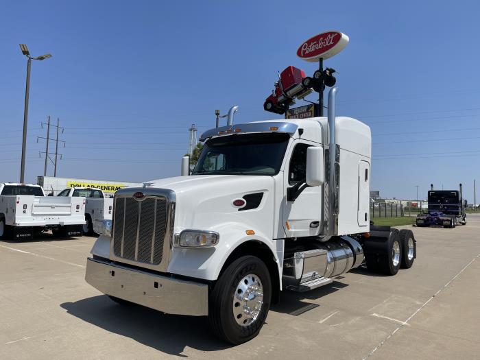 2020 Peterbilt 567-1