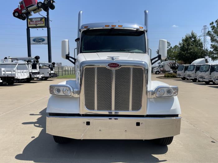 2020 Peterbilt 567-2