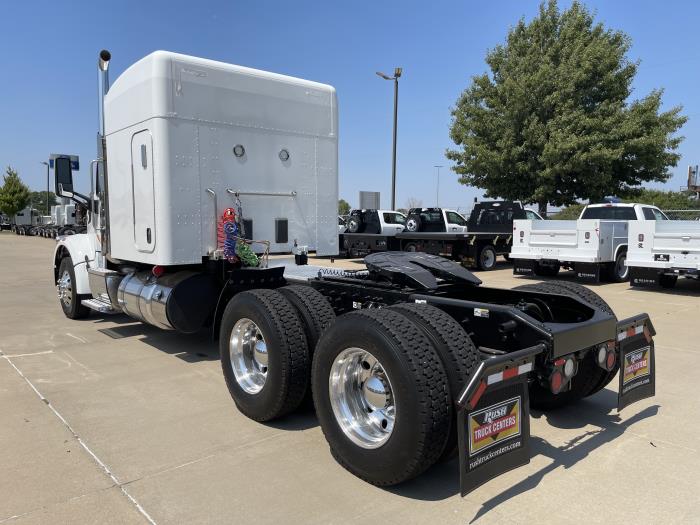 2020 Peterbilt 567-10