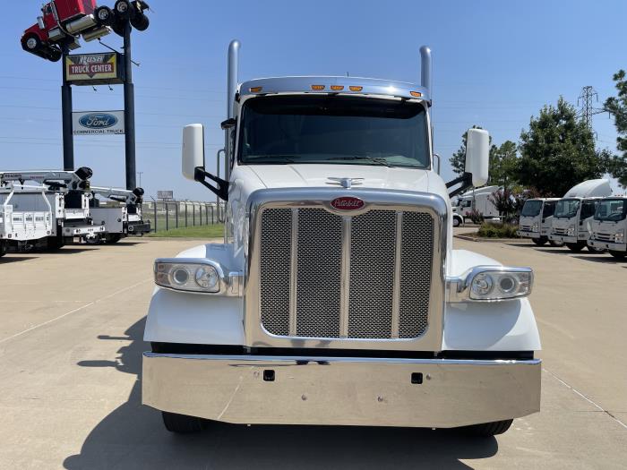 2020 Peterbilt 567-2