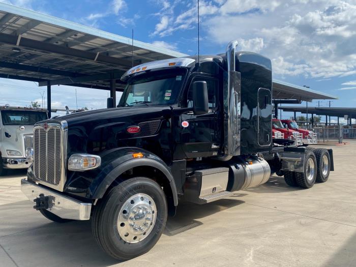 2025 Peterbilt 567-2