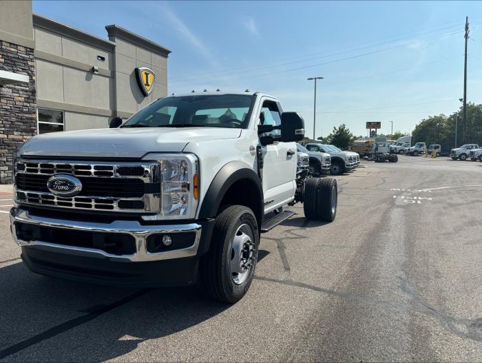 2024 Ford F-600-4