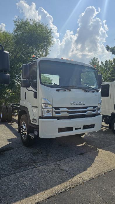 2025 Isuzu FTR-1