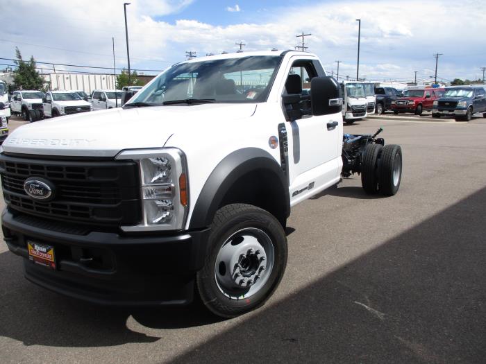 2024 Ford F-550-2