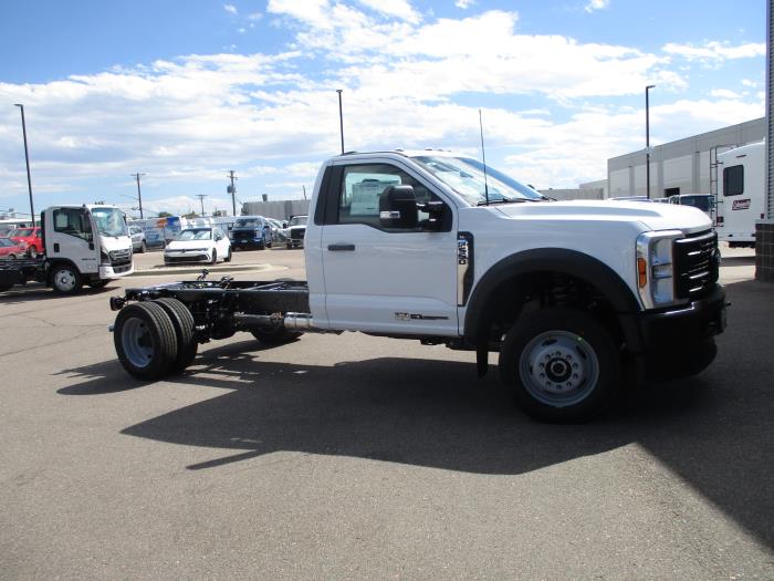 2024 Ford F-550-3