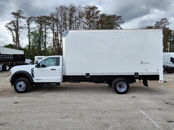 2024 Ford F-550-8