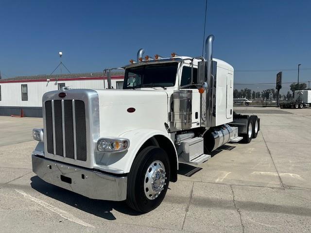 2022 Peterbilt 389-9