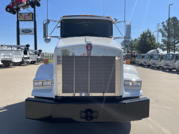 2020 Kenworth T800-2