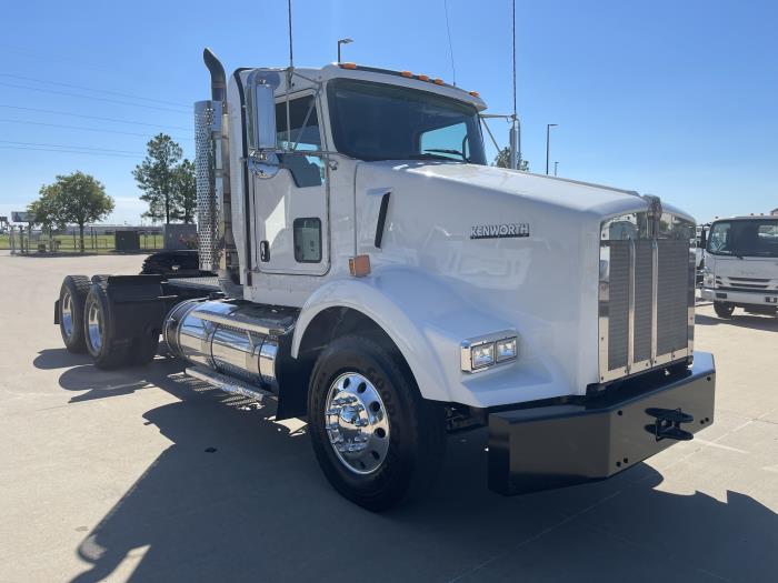 2020 Kenworth T800-3