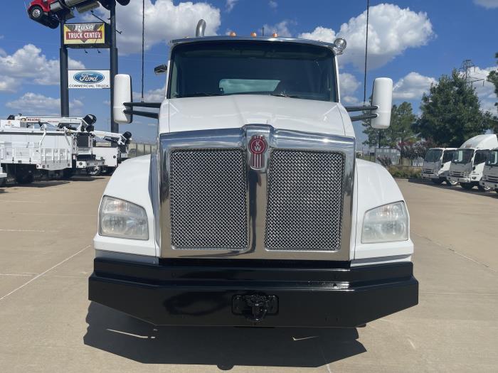 2020 Kenworth T880-2