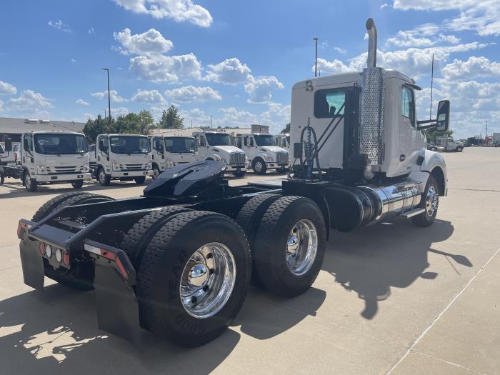 2020 Kenworth T880-8