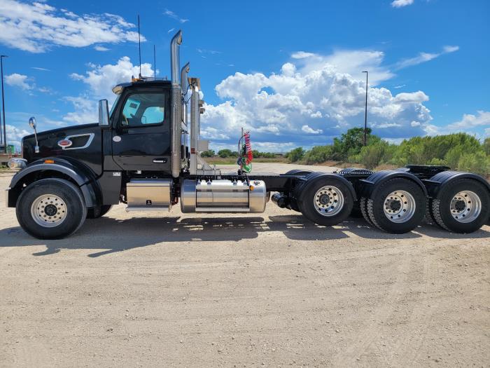 2024 Peterbilt 567-2